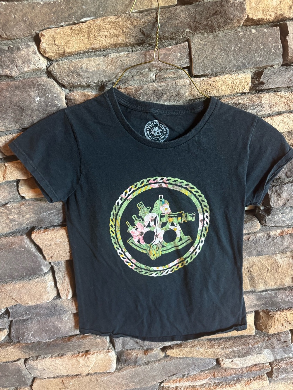 Ballast Point women’s Black Graphic Tee with Colorful Print